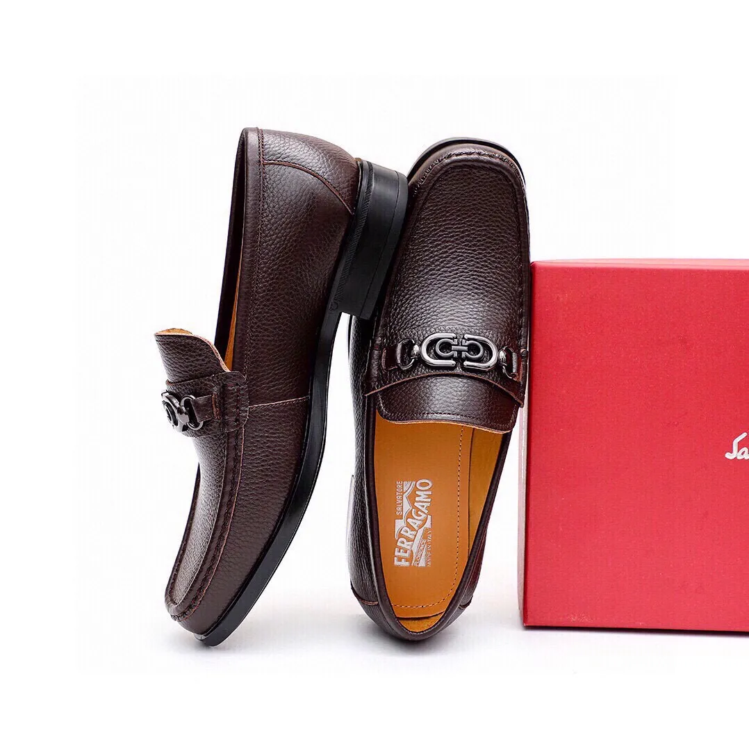 Men's shoes 💰520 💐[Ferragamo/Ferragamo] New 🐲Ferragamo* Ferragamo classic formal leather shoes! It uses imported first-layer pebbled cowhide leather upper + luxurious hardware buckle, and the inner first-layer comfortable cowhide leather lining! Original rubber outsole! Code number 38-44 (45🉑️customized)